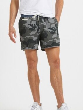 Vuori Banks Short 5" Size medium